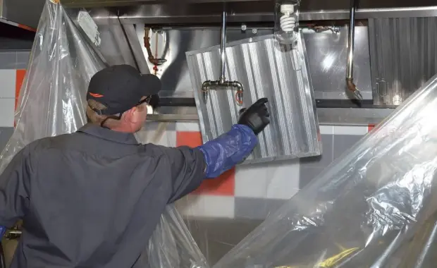 Nettoyage de hotte professionnelle