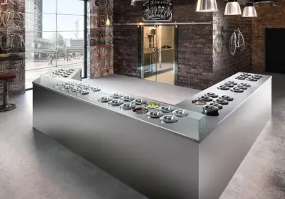 Les modules Pozzetti avec réfrigération au glycol sont la manière la plus traditionnelle de conserver les glaces